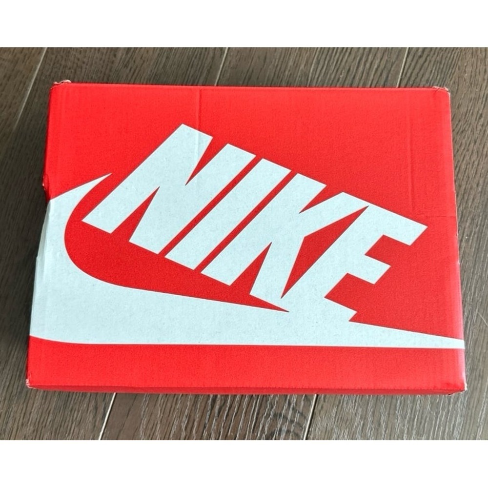 Nike empty shoe‎ box